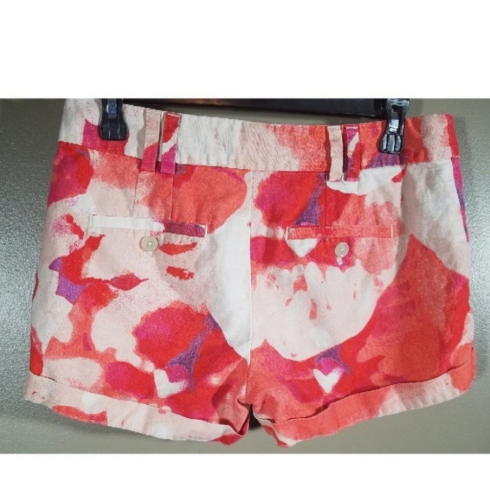 3/$20- LOFT floral shorts- size 2 - Picture 6 of 8